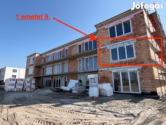 Eladó lakás, Győr