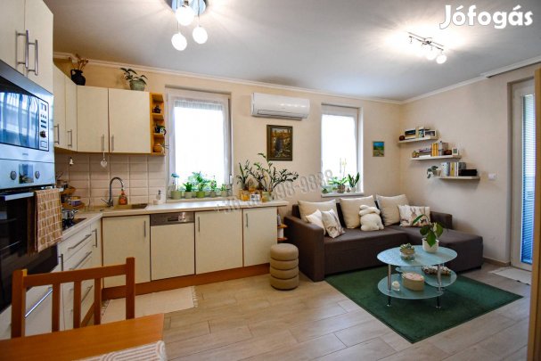 Eladó lakás, Mosonmagyaróvár Városközpont, Mosonyi Mihály utca ,