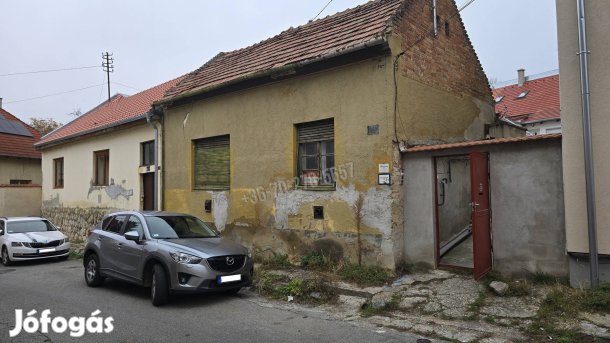 Eladó lakás, Pécs Belváros, 26000000 Ft, 55 nm 37_vs