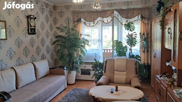 Eladó lakás, Salgótarján Vásártér, 14500000 Ft, 38 nm 52_kir