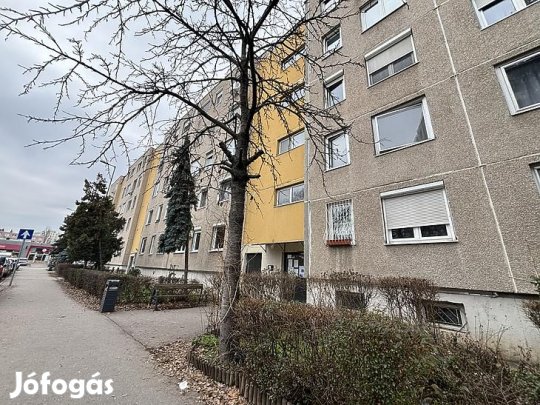Eladó lakás - Budapest III. kerület, Békásmegyer