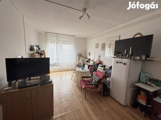 Eladó lakás - Budapest III. kerület, Békásmegyer