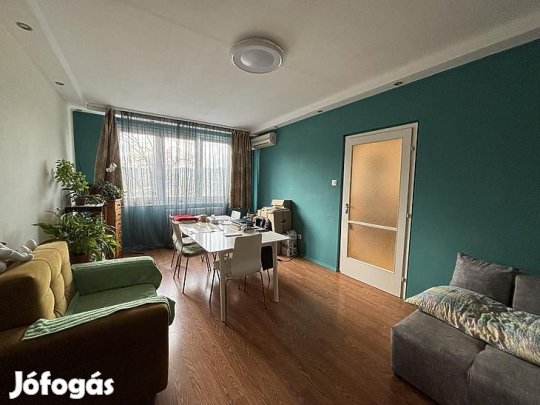 Eladó lakás - Budapest III. kerület, Békásmegyer