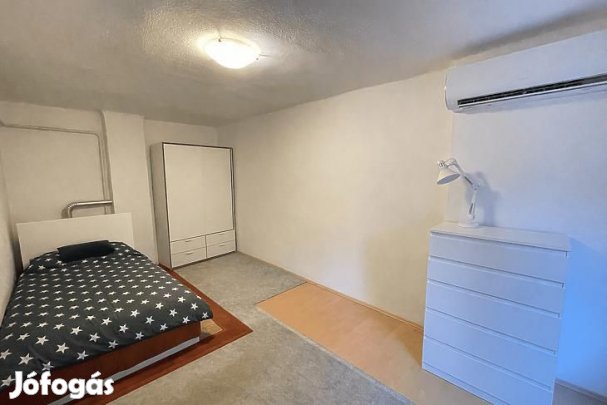 Eladó lakás - Budapest VI. kerület, Szófia utca
