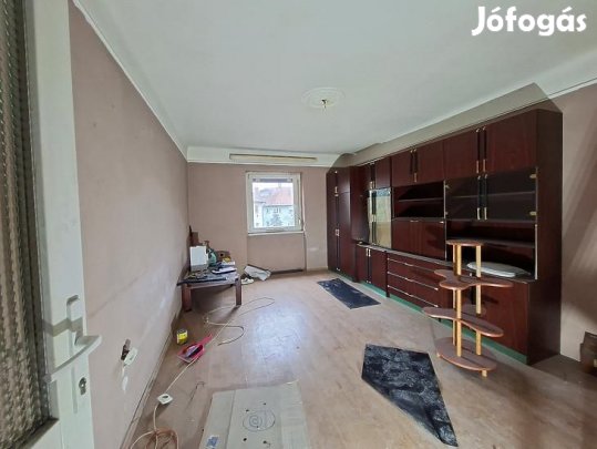 Eladó lakás - Budapest X. kerület, Laposdűlő