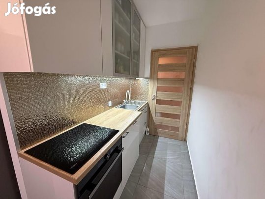 Eladó lakás - Szentendre