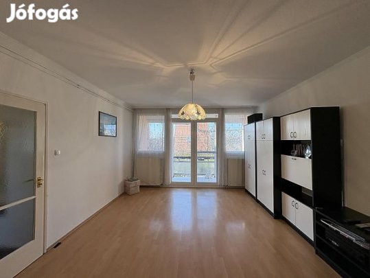 Eladó lakás - Szentendre