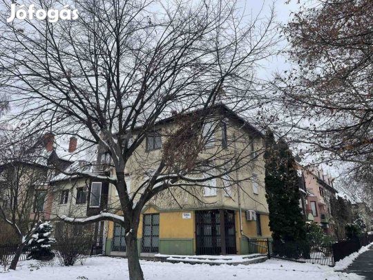 Eladó lakás a Fő fasoron!