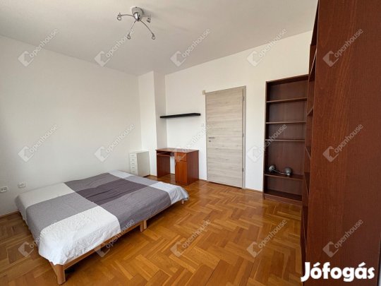 Eladó lakás a Nagyerdő szomszédságában!