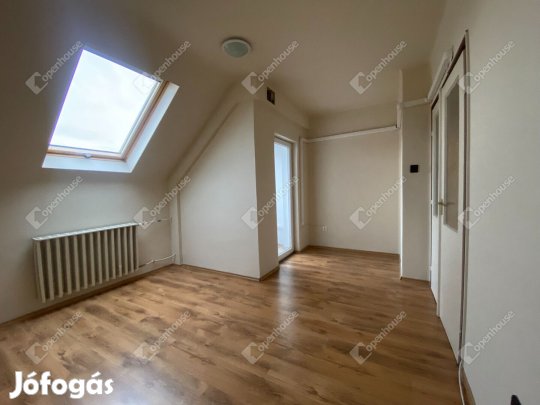 Eladó lakás a Nagyerdőn!