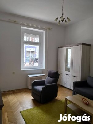 Eladó lakás felújított tégla lakás a Újpesten