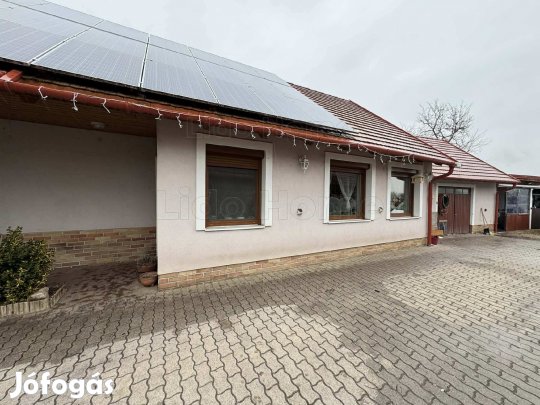 Eladó lakóház Lepsényben!