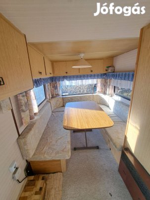 Eladó lakókocsi