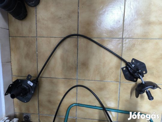 Eladó liftes potkerék tarto Renault master IV-es tipushoz