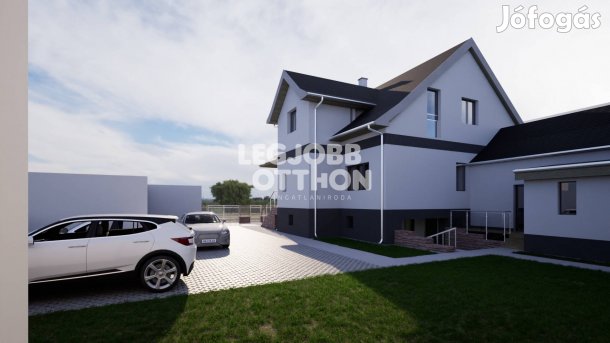 Eladó magasföldszinti társasházi lakás a Pesti úti Aldi közelében (1.)