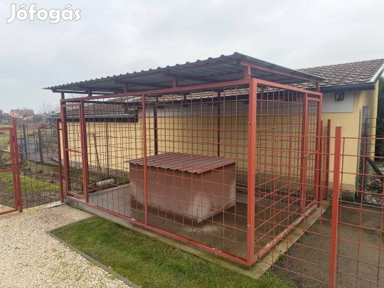 Eladó masszív erős kutyakenel kifutóval együtt