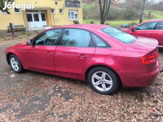 Eladó megkímélt állapotú Audi A4 vonóhoroggal