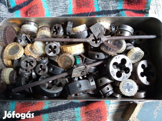 Eladó menetmetszők és menetfúrók