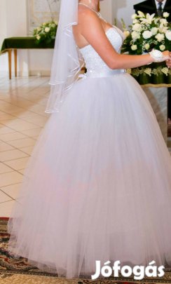 Eladó menyasszonyi ruha