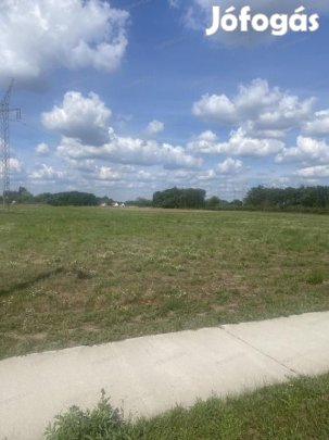 Eladó mezőgazdasági ingatlan Helvécia