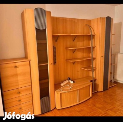 Eladó modern fa nappali szekrénysor,
