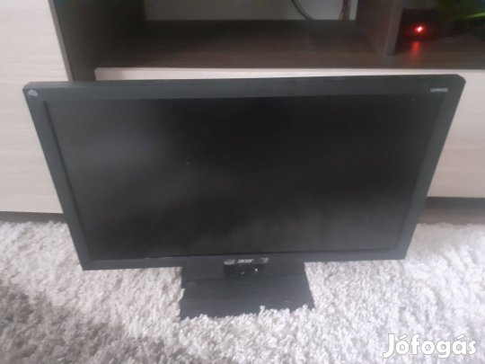 Eladó monitor