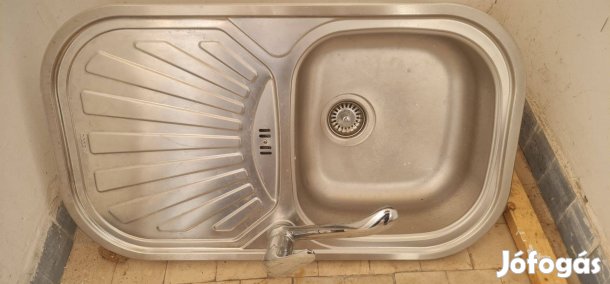 Eladó mosogató Zamárdi komplett