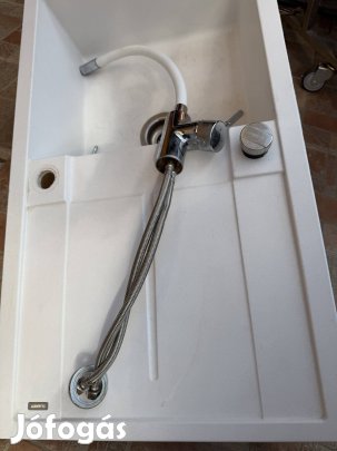 Eladó mosogatótálca 