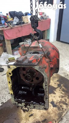 Eladó mtz 50 darázsderék beépithető  állapotban.