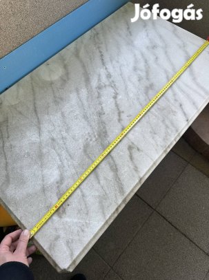 Eladó mű márvány asztal 