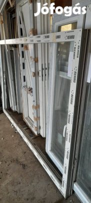 Eladó műanyag ablak keret