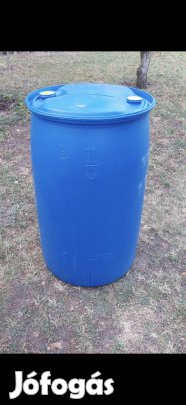 Eladó műanyag hordó 220L Sopronban 