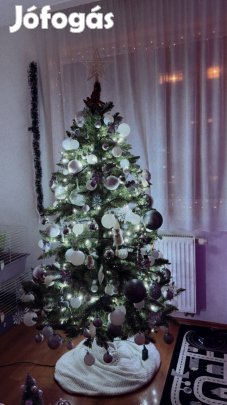 Eladó műfenyő