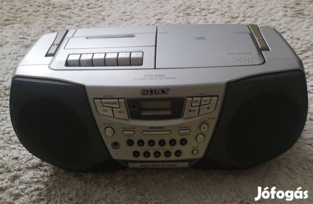 Eladó működőképes Sony hordozható kazettás rádiós CD lejátszó