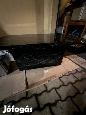 Eladó műmárvány asztal!