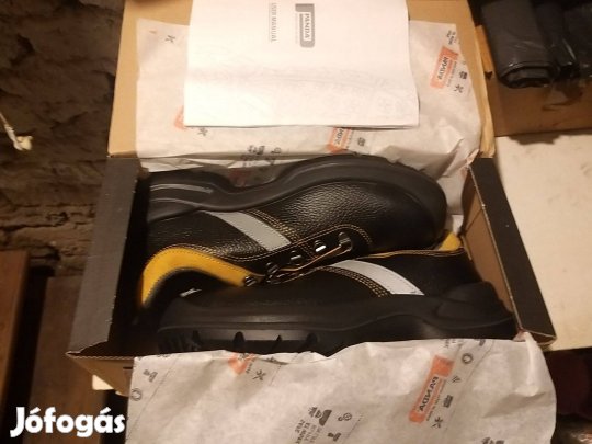 Eladó munkavédelmi cipő