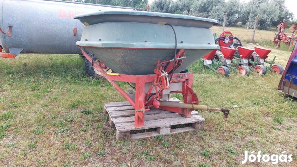 Eladó műtrágyaszóró Trioliet