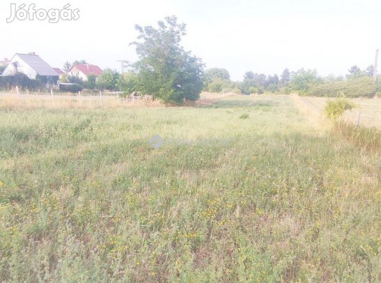 Eladó nagy építési telek Fonyódon