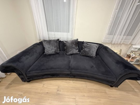 Elado nagy kanape parnakkal