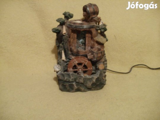 Eladó nagyon jó állapotban lévő elektromos szoba szökőkút