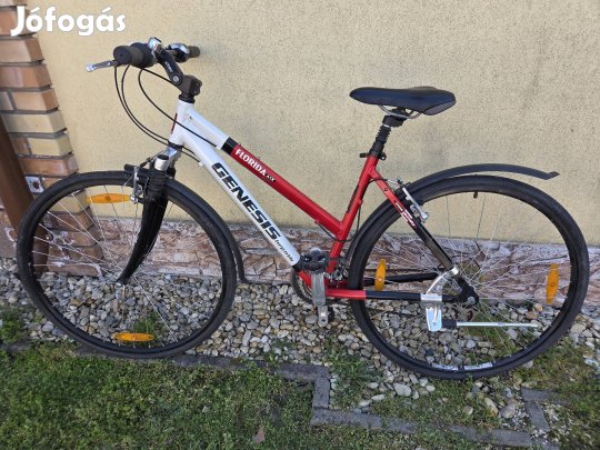 Eladó nagyon szép Genesis florida asx 28 as trekking kerékpár!