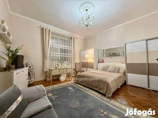 Eladó nagypolgári lakás Miskolc szívében!