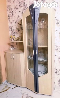 Eladó nappali bútorcsalád