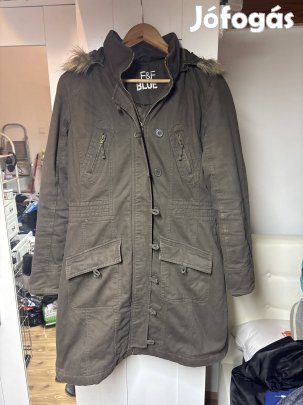 Eladó női F&F es kabát! Akciósan olcsón!