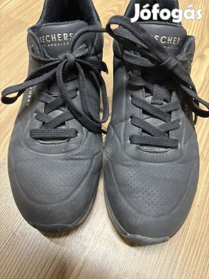 Eladó női Skechers uno sportcipő! Olcsón 