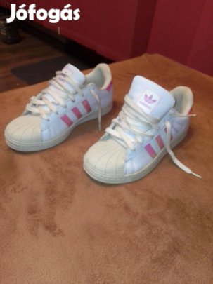 Eladó női adidas cipő 38