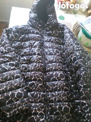 Eladó női átmeneti kabát