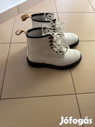 Eladó női bakancs