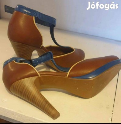 Eladó női cipő
