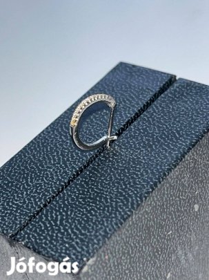 Eladó női fülbevaló